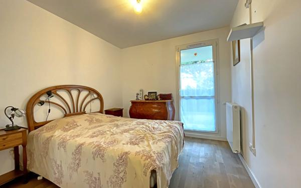 Appartement à vendre    4 pièces • 96,78 m2 Bures-sur-Yvette