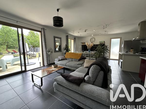 Maison à vendre 6 pièces 153 m² Le Montat