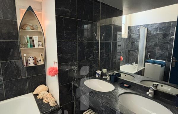 Appartement T3 de plain-pied avec terrasse, accès plage et emplacement idéal   Arcachon