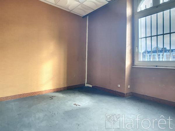 Achat maison Châteaulin - 12 pièce(s) - 261 m² - 81 800 €