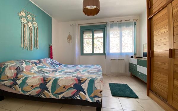 Maison à vendre    7 pièces •  Ceyreste