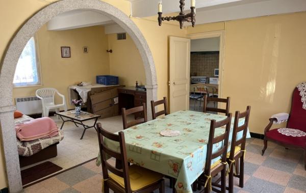 Vente Maison + garage à rénover Ouveillan   