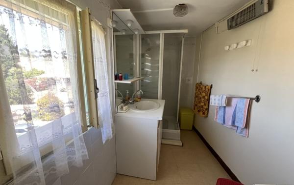 Vente Maison + garage à rénover Ouveillan   