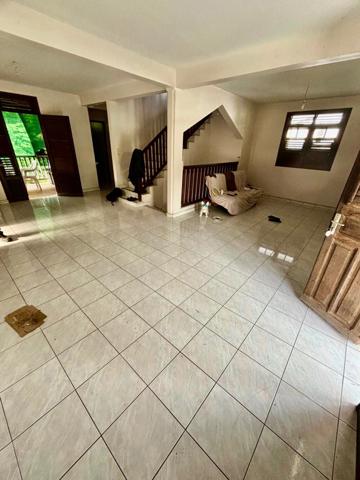 Grosse opportunité de Maison à Rénover à vendre 6 pièces DUCOS (972)