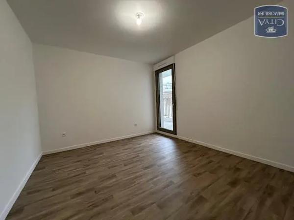 Appartement à louer 2 pièces 42m²