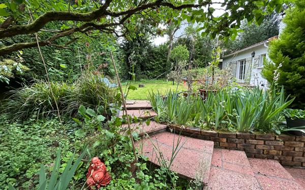 Maison à vendre    5 pièces •  Viroflay