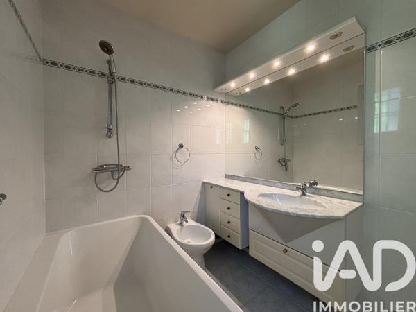 Maison à vendre 4 pièces 102 m² Saumur