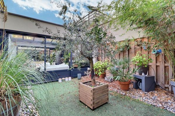 Loft Colombes 6 pièce(s) 154 m2