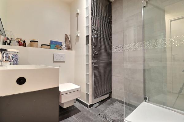 Loft Colombes 6 pièce(s) 154 m2