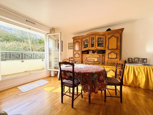 Appartement 2 pièces - 50 m² Exclusivité efficity