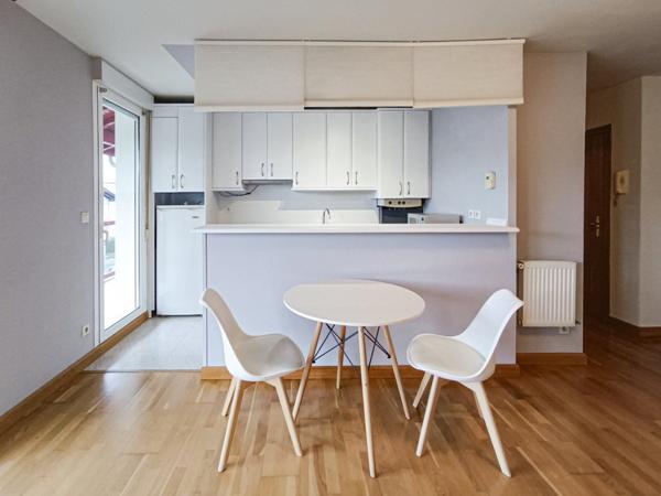 T2 - Terrasse SUD vue montagne et parking en sous sol