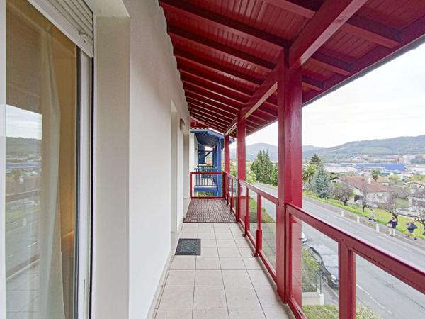 T2 - Terrasse SUD vue montagne et parking en sous sol