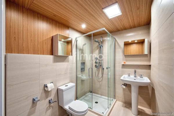 Maison de ville avec jardin à rénover