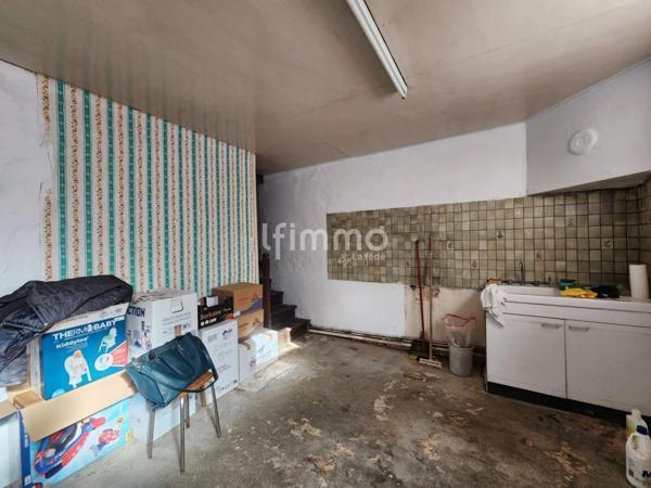 Maison de ville avec jardin à rénover