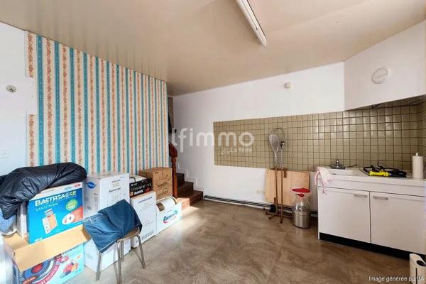 Maison de ville avec jardin à rénover