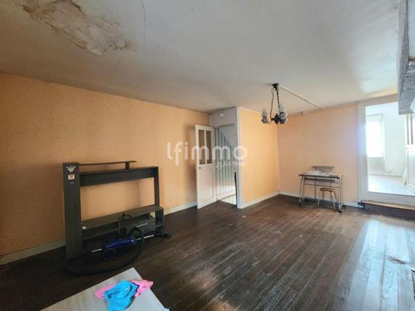 Maison de ville avec jardin à rénover