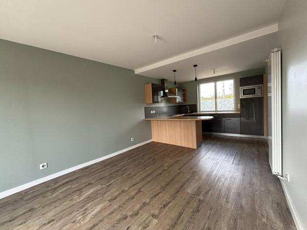 Belle maison 4 chambres rénovée proche centre de La Flèche !