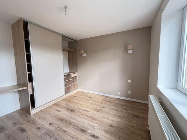 Belle maison 4 chambres rénovée proche centre de La Flèche !