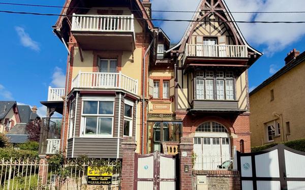 Maison à vendre    11 pièces •  Houlgate