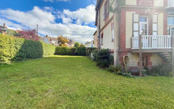 Maison à vendre    11 pièces •  Houlgate