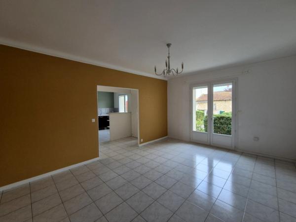 Maison de plain-pied avec jardin clos et prestations récentes – Condom (32100)