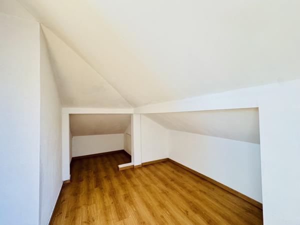 Maison 5 pièces - 195 m² Exclusivité efficity