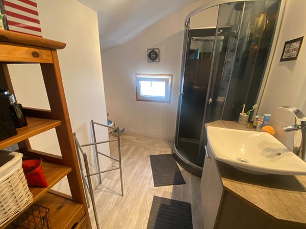 Maison de faubourg avec patio située à ROCHEFORT