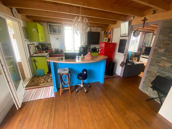 Maison de faubourg avec patio située à ROCHEFORT