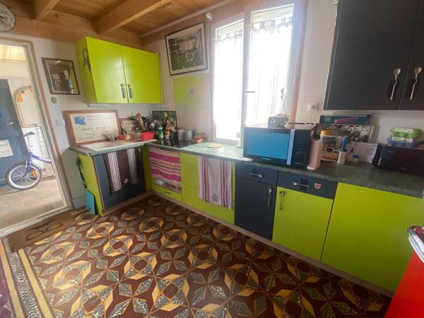 Maison de faubourg avec patio située à ROCHEFORT