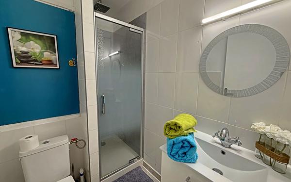 Appartement à louer    2 pièces •  Marseille 3