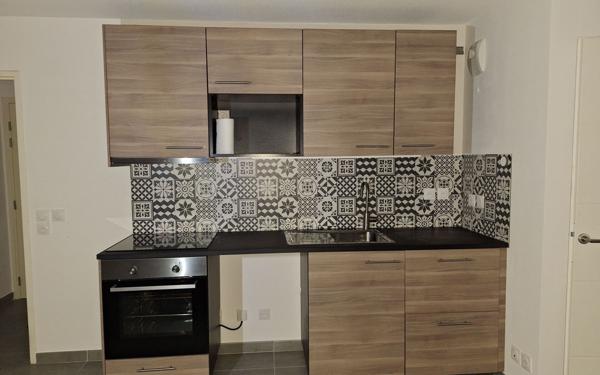 Appartement à louer    3 pièces •  Istres