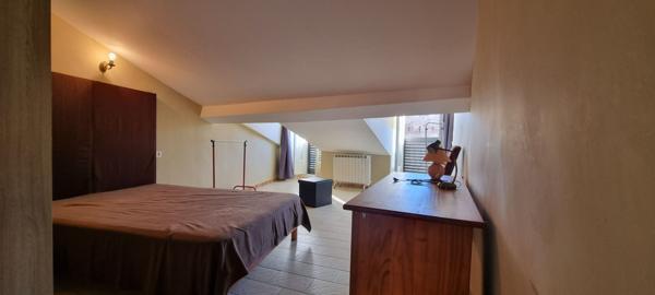 A LOUER - APPARTEMENT T4 MEUBLE CITADELLE BASTIA 20200