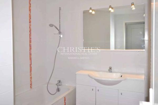 Saint-Georges-d’Oléron – Propriété d’exception composée de 6 Gîtes avec piscine, à deux pas de la plage