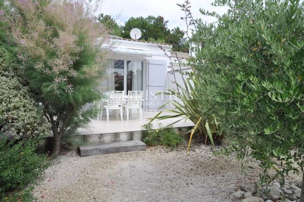 Saint-Georges-d’Oléron – Propriété d’exception composée de 6 Gîtes avec piscine, à deux pas de la plage