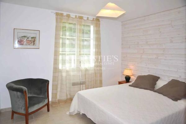 Saint-Georges-d’Oléron – Propriété d’exception composée de 6 Gîtes avec piscine, à deux pas de la plage