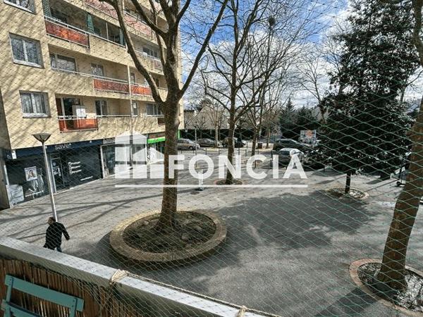 À vendre Appartement 5 pièces 86 m² - Evry 91000