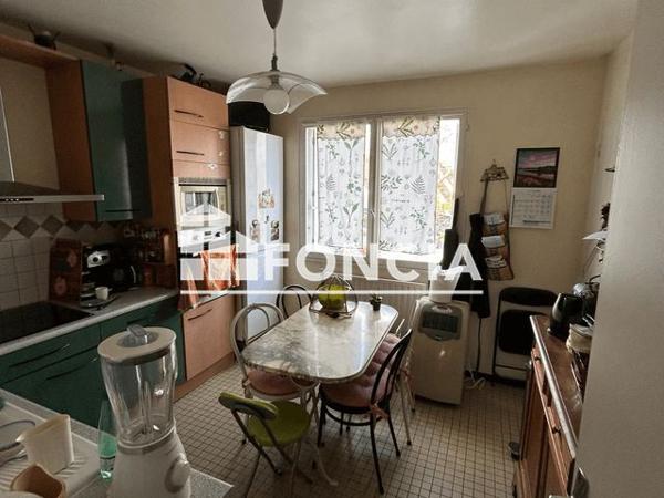 À vendre Appartement 5 pièces 86 m² - Evry 91000