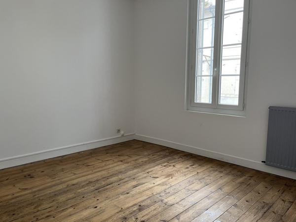 Maison à vendre |  Chalais |  5 pièces | 98 m²