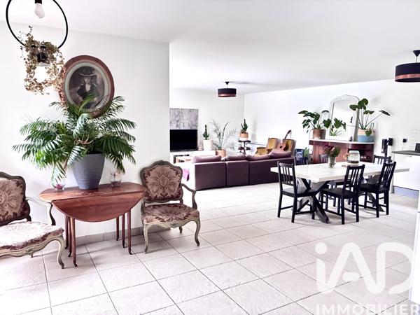 Maison à vendre 6 pièces 170 m² Le Taillan-Médoc