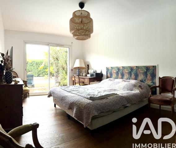 Maison à vendre 6 pièces 170 m² Le Taillan-Médoc