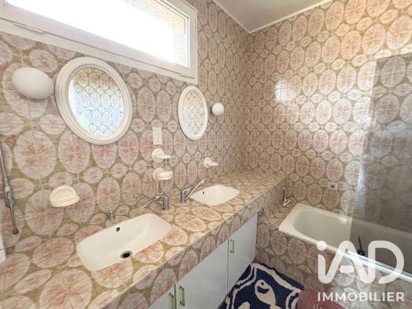 Maison à vendre 7 pièces 170 m² Saint-Benoît-du-Sault