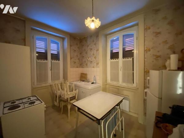APPARTEMENT TYPE 5 CENTRE VILLE PONTARLIER