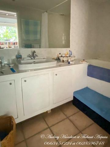 EXCLUSIVITE, à ST JURS, Maison de ville de 215 m² avec Terrasses et ateliers d'art (ou garage)