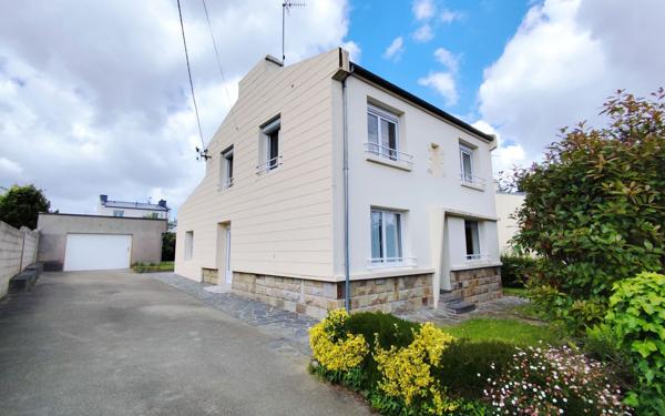 Maison à vendre    6 pièces •  Saint-Renan