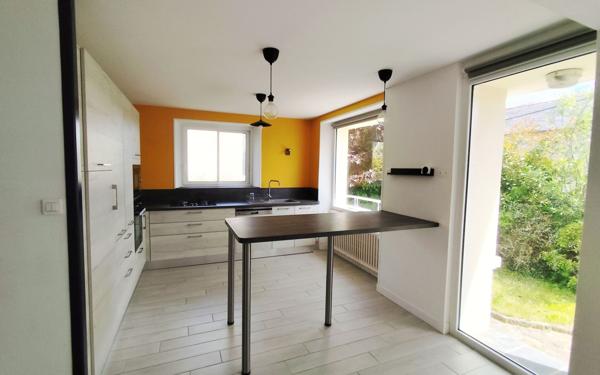 Maison à vendre    6 pièces •  Saint-Renan