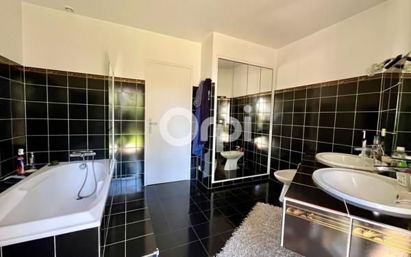 Maison à vendre    5 pièces •  Missillac