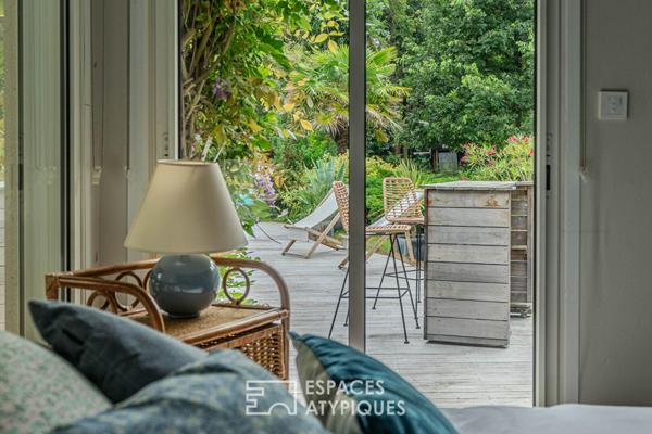 Élégante maison familiale ouverte sur jardin et piscine