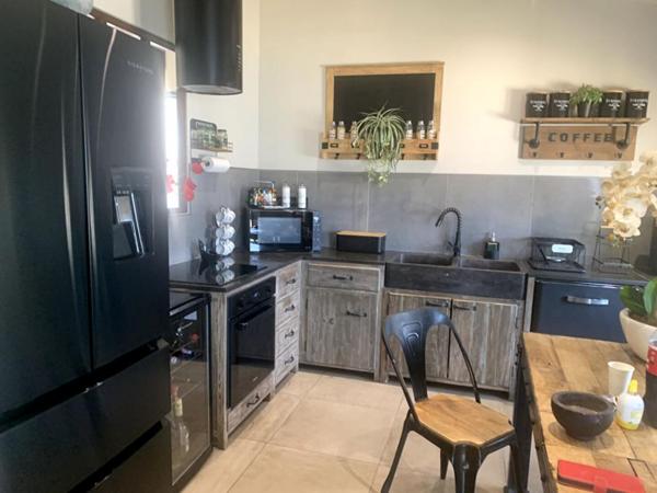 Maison sur canal  Saint Louis