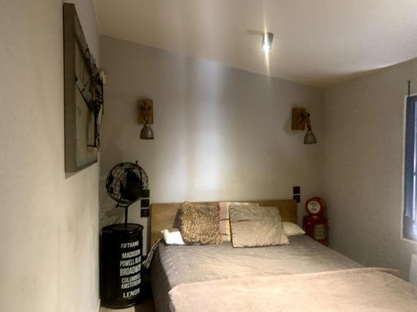 Maison sur canal  Saint Louis