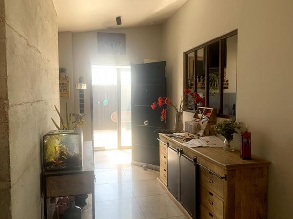 Maison sur canal  Saint Louis